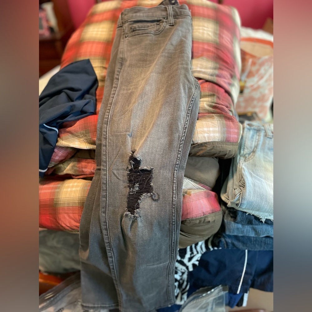 Men’s Hollister Black Distressed Skinny Jeans